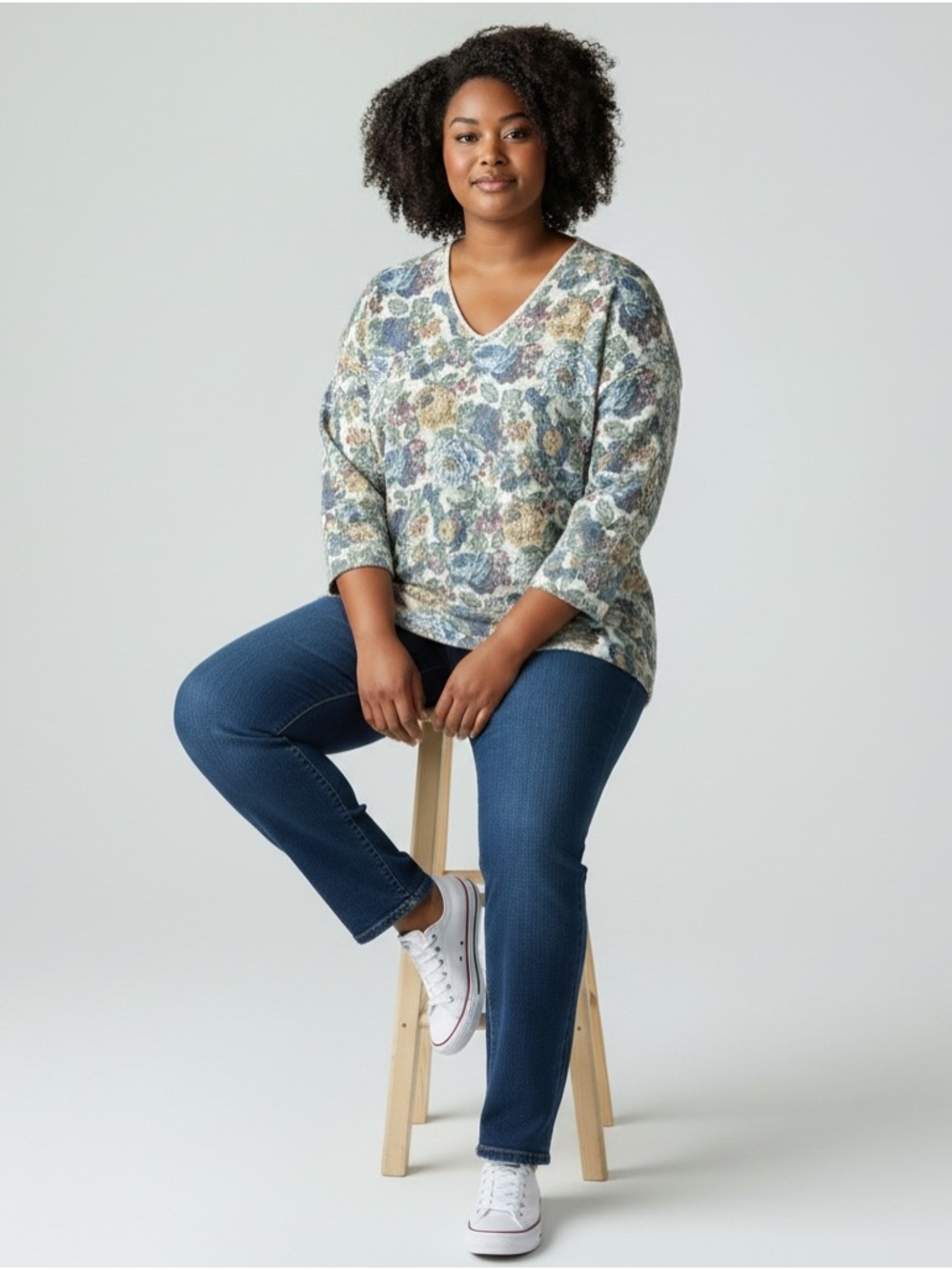 V-Neck VTG Floral Print Scoop Neck Sweater - Multi Floral